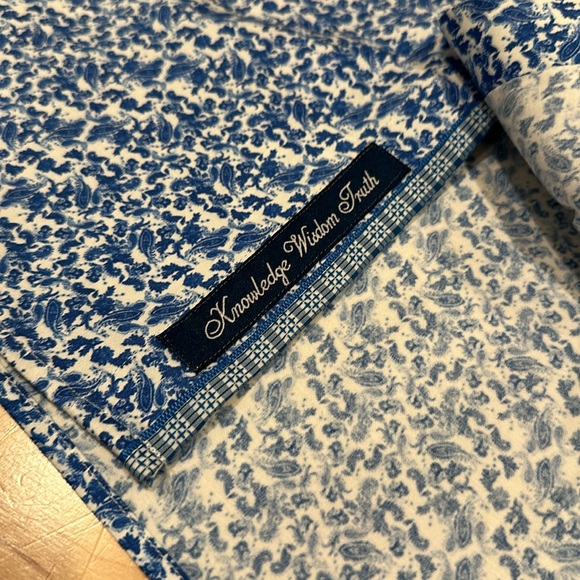 Robert Graham Tailored Fit Short Sleeve Button Down Shirt - Picture 5 of 7